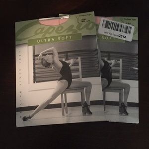 2 pack of footless tights